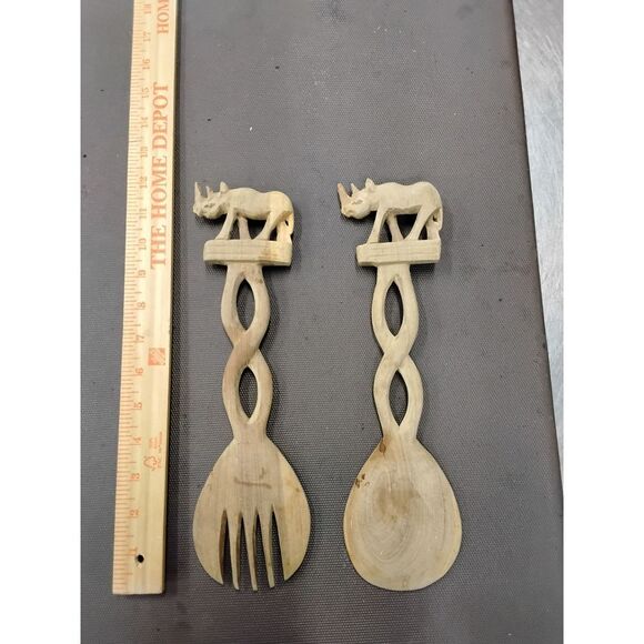 Handcarved Wooden Rhino Salad Servers‎ African Safari Kitchen Utensils Set - Picture 2 of 4
